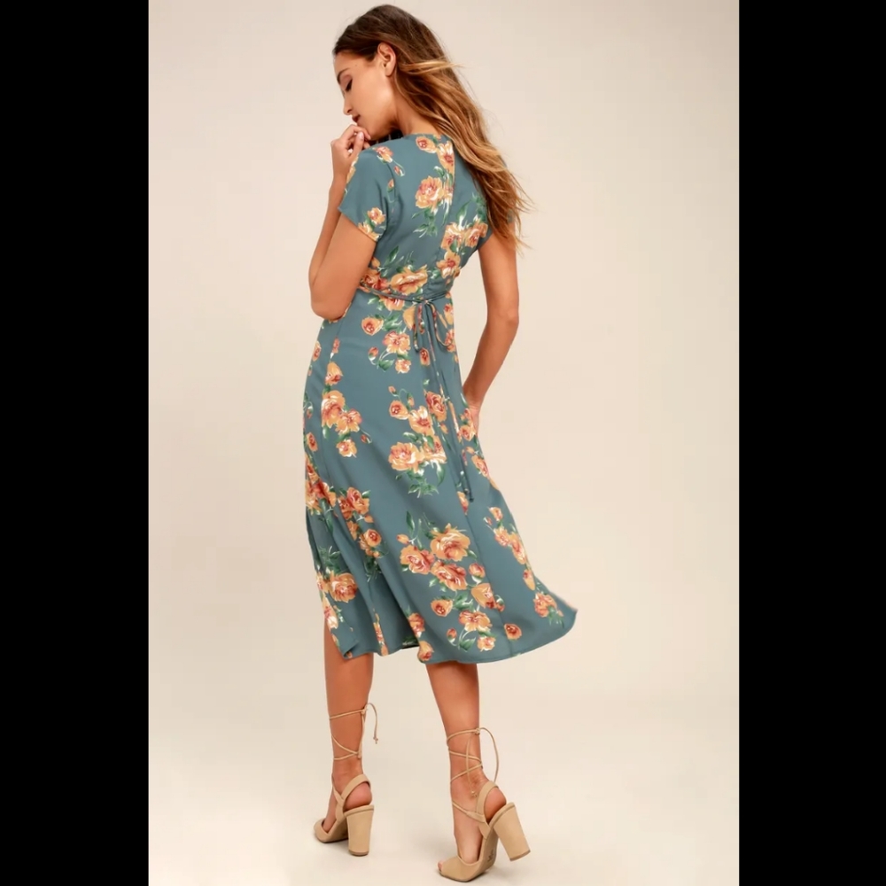 Low cut midi dress - Picture 3 of 4